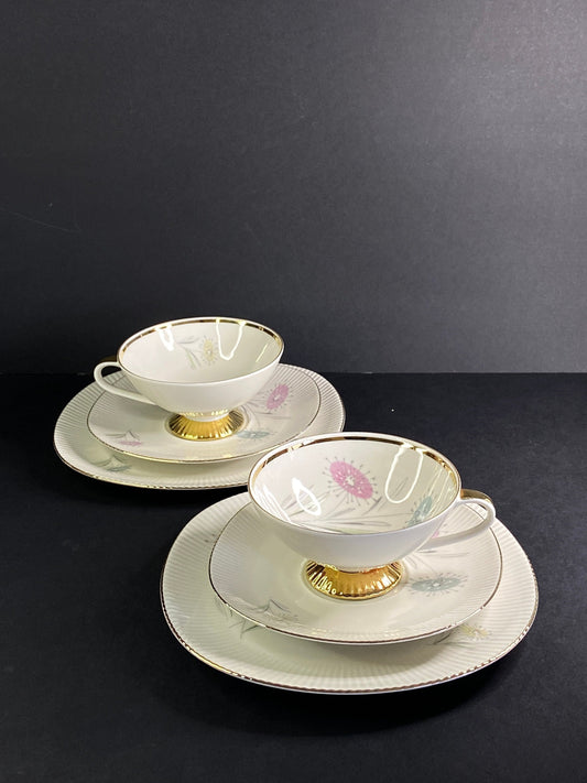 Set of 2 Vintage 1949-1979 PMR Bavaria JAEGER & CO. Germany Floral Print Gold Rim Porcelain China Tea Cups