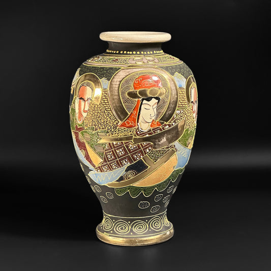 Antique Satsuma Moriage Oriental Japanese Vase