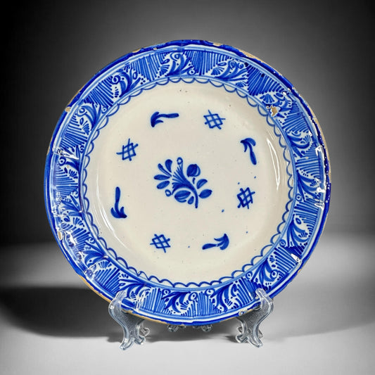 19th Century, Antique Manises Plate - Spanish Ceramics