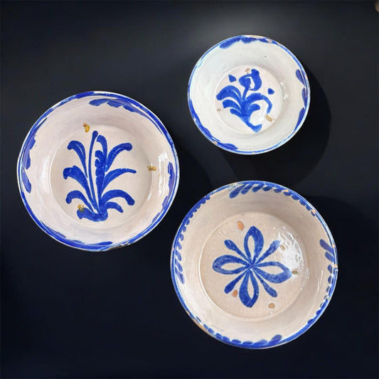 19th Century, Set of 3 Fajalauza Granada Blue & White Bowls - Spanish Majolica