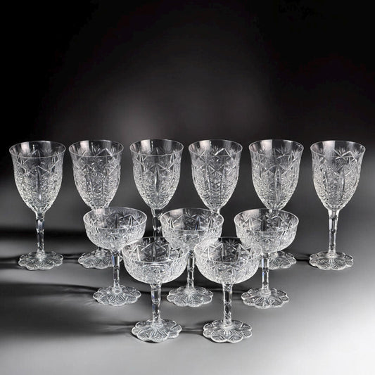 Juego de copas de cristal Baccarat "Condé" atribuido, Francia, 11 piezas (copas de vino y copas de champán)